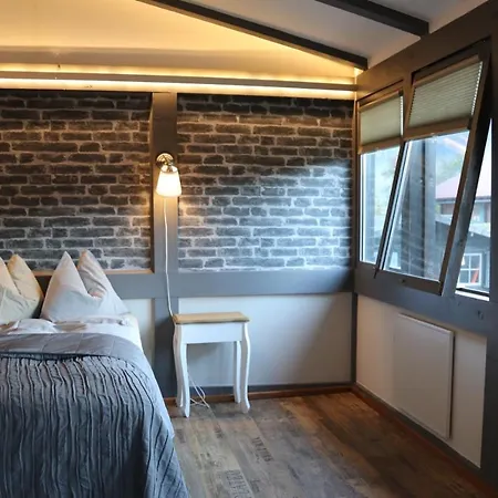 Apartmenthaus Hinterer * Bad Goisern